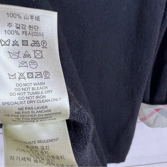 Burberry Brit Wool V-Neck Sweater Medium - Picture 6 of 6